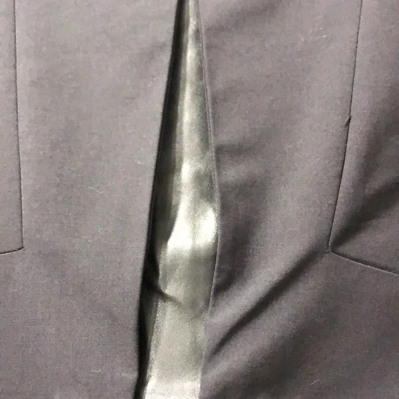 Bebe Crop Blazer - Picture 3 of 8